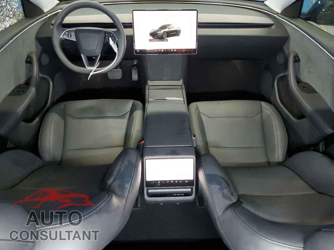 TESLA MODEL 3 2024 - 5YJ3E1EB0RF736711