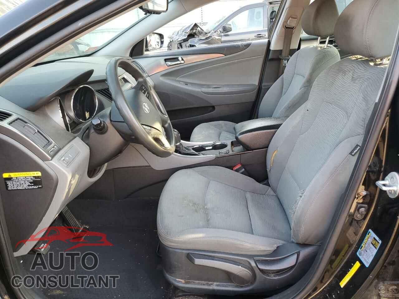 HYUNDAI SONATA 2013 - KMHEC4A41DA091099