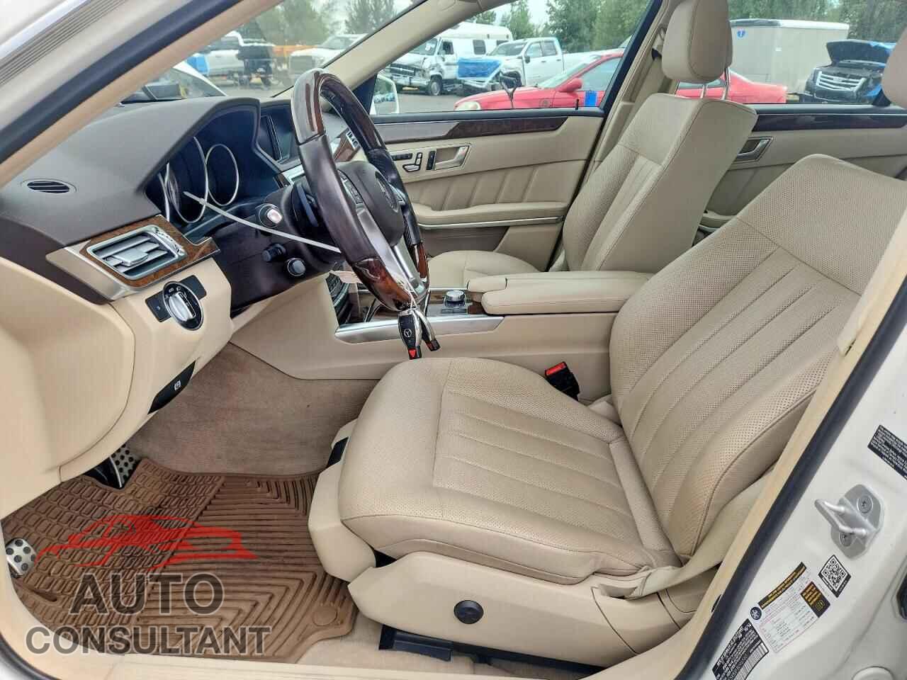 MERCEDES-BENZ E-CLASS 2015 - WDDHF5KBXFB096560