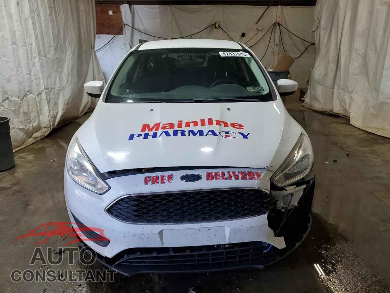 FORD FOCUS 2018 - 1FADP3K21JL295225