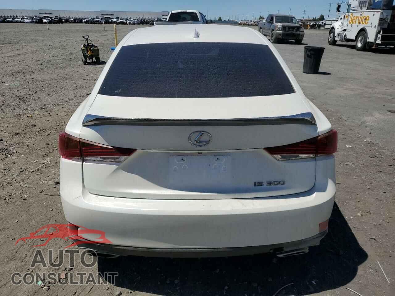 LEXUS IS 2018 - JTHBA1D28J5073711