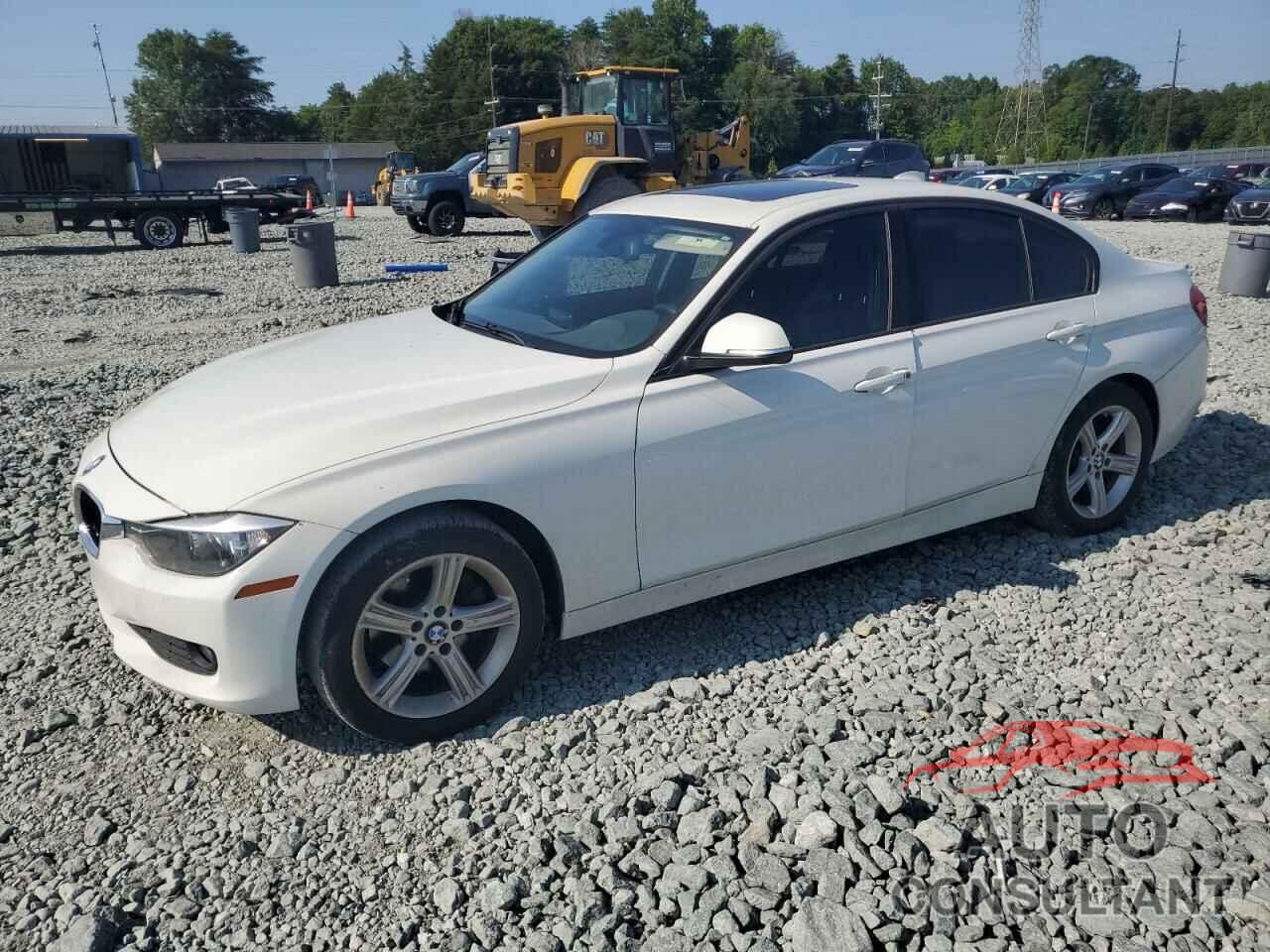 BMW 3 SERIES 2013 - WBA3C1G51DNR46870