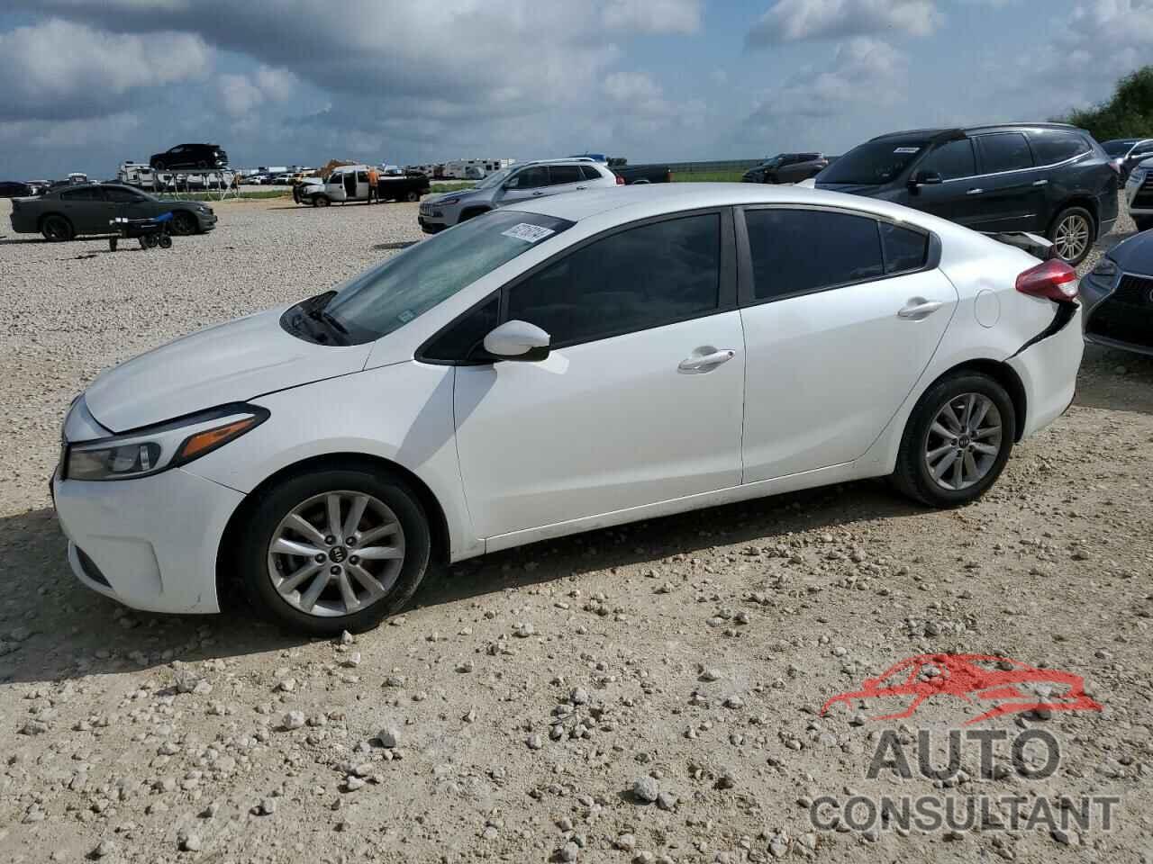 KIA FORTE 2017 - 3KPFL4A76HE132378