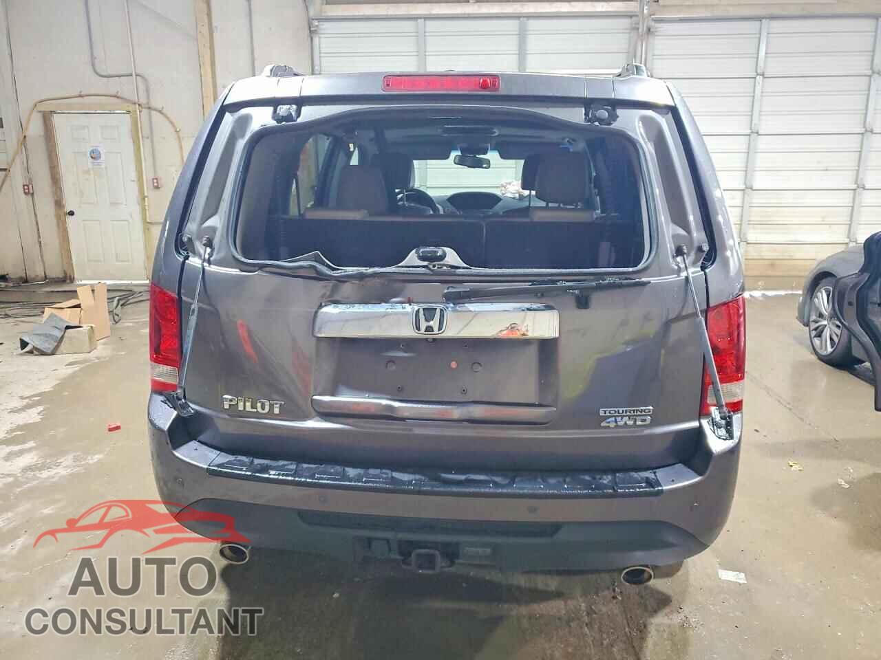 HONDA PILOT 2014 - 5FNYF4H99EB019070