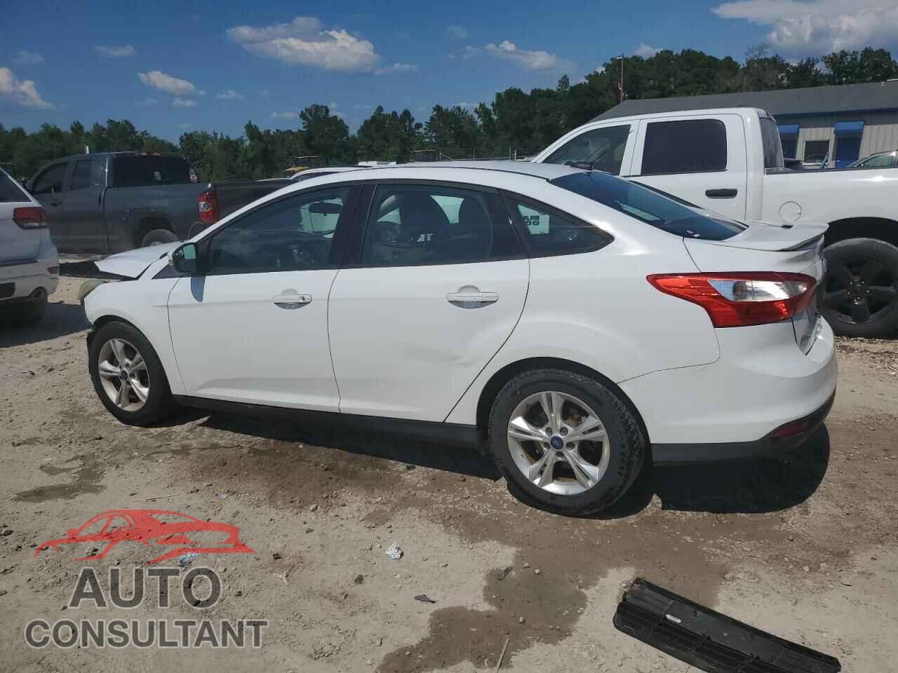FORD FOCUS 2014 - 1FADP3F2XEL225660