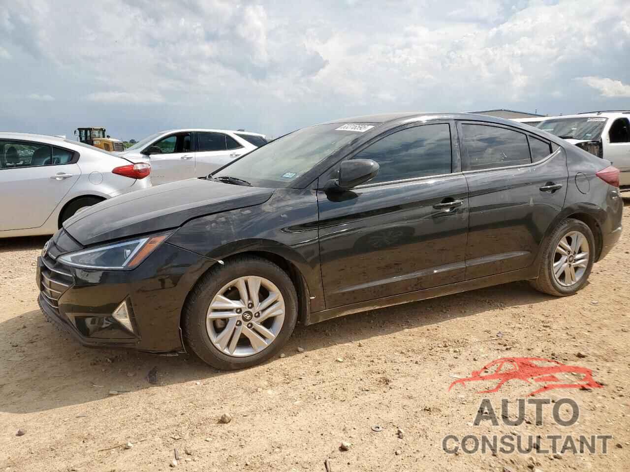 HYUNDAI ELANTRA 2020 - 5NPD84LF0LH584666