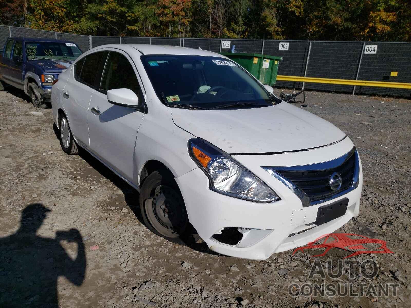 NISSAN VERSA 2019 - 3N1CN7APXKL874240