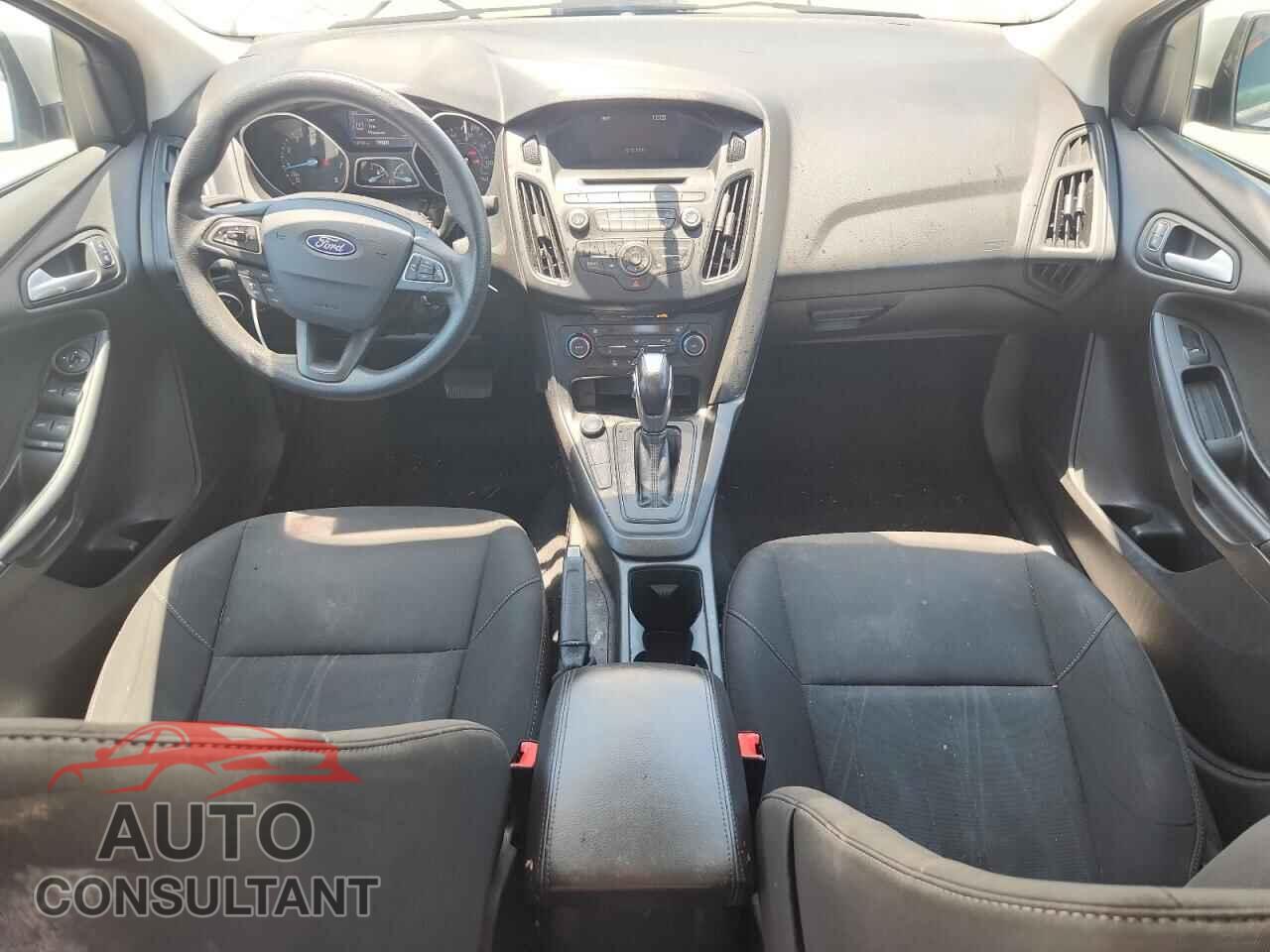 FORD FOCUS 2016 - 1FADP3FE8GL401778