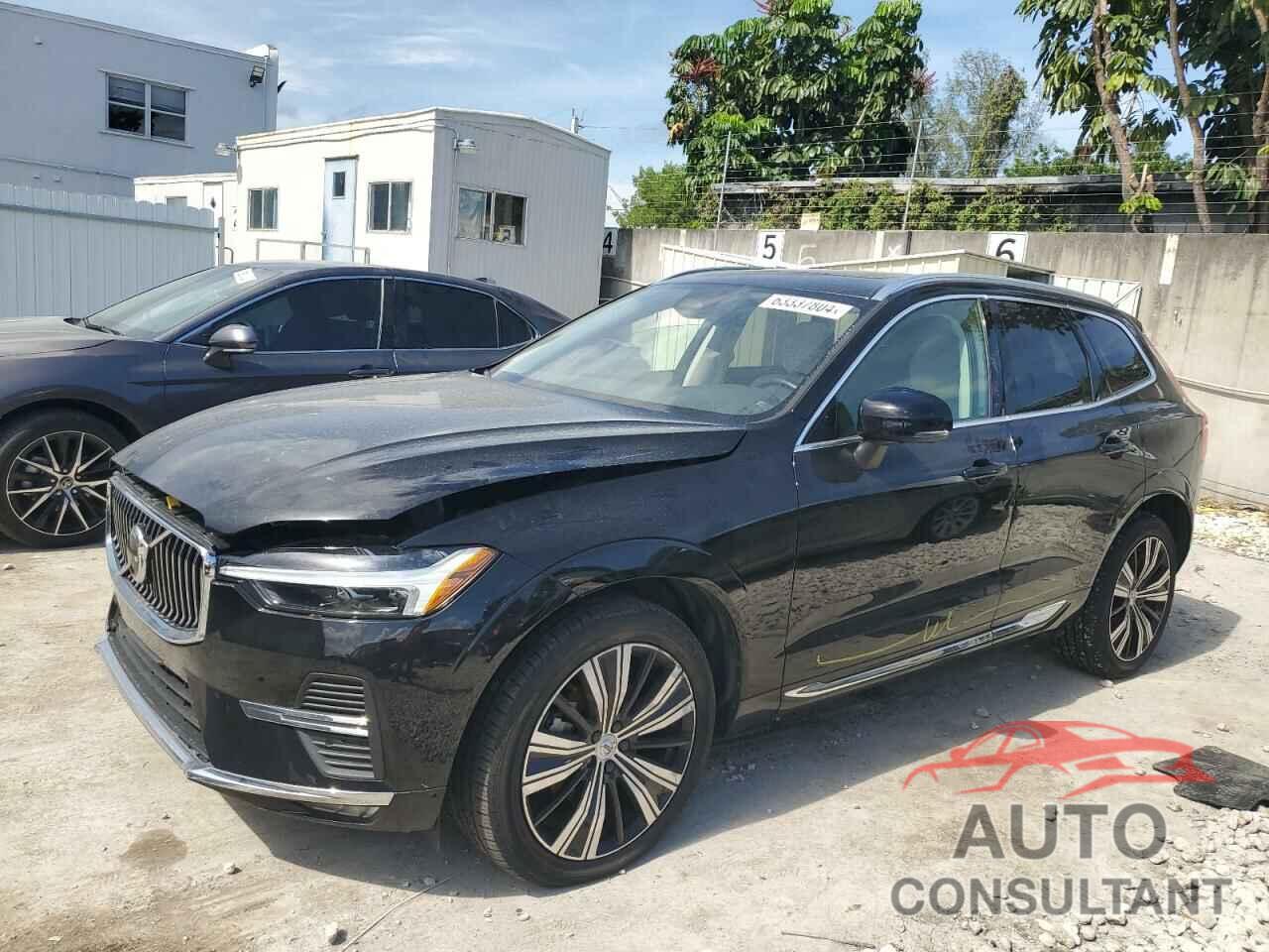 VOLVO XC60 PLUS 2023 - YV4L12DE2P1254239