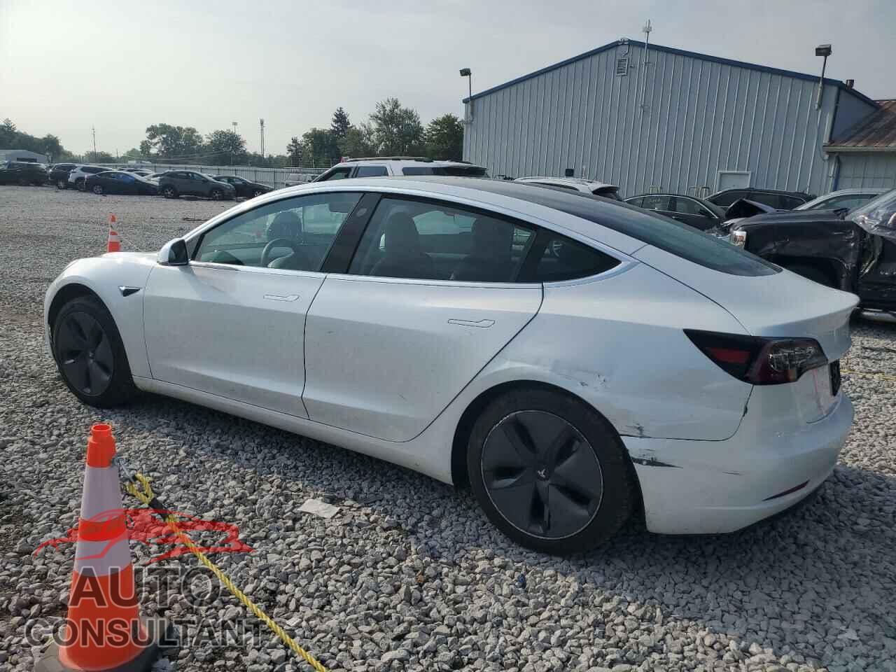 TESLA MODEL 3 2020 - 5YJ3E1EB3LF665253