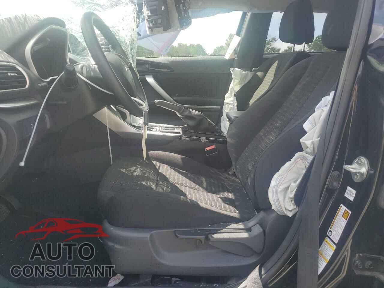 MITSUBISHI ECLIPSE 2018 - JA4AT4AA3JZ045371