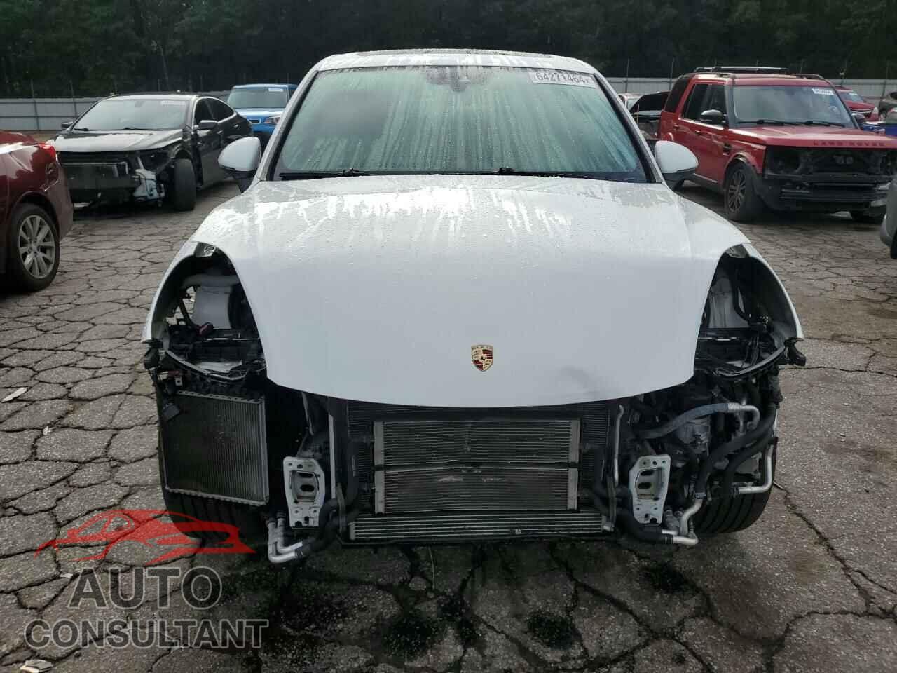 PORSCHE CAYENNE 2017 - WP1AE2A21HLA74733