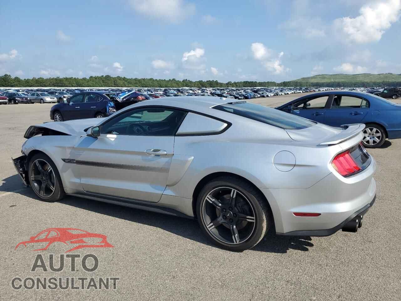 FORD MUSTANG 2019 - 1FA6P8CF2K5122701