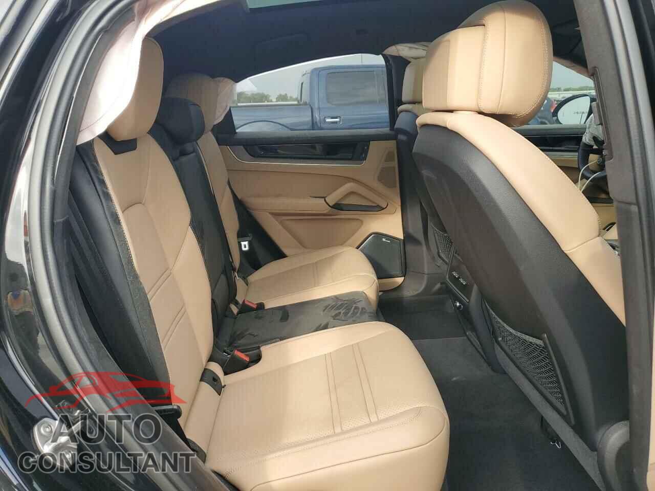 PORSCHE CAYENNE 2024 - WP1BL2AY5RDA60876