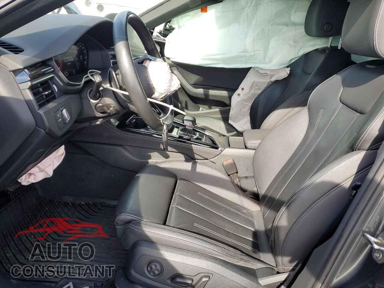 AUDI A4 2020 - WAUENAF43LN008931