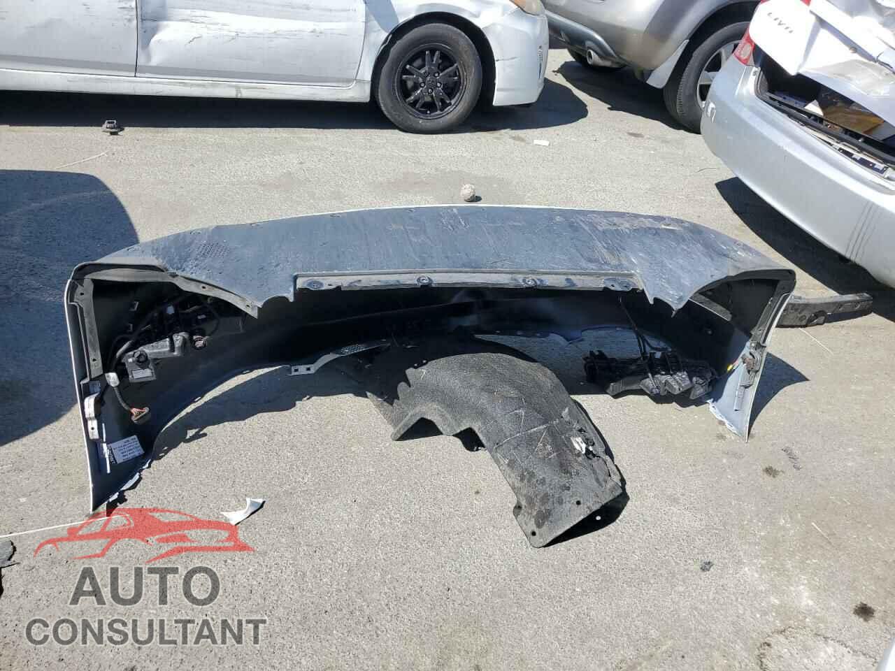 TESLA MODEL 3 2019 - 5YJ3E1EA5KF310106