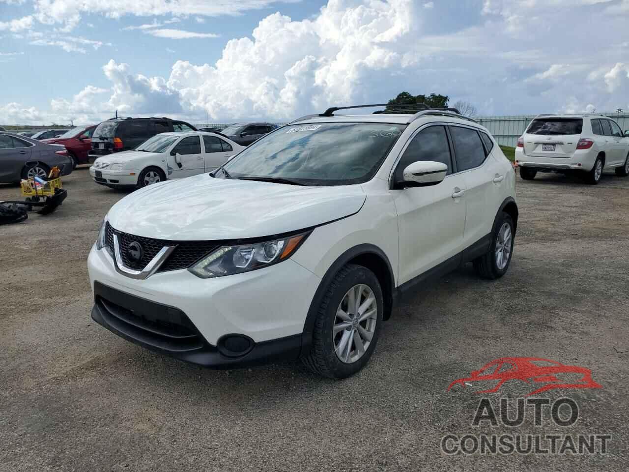 NISSAN ROGUE 2018 - JN1BJ1CP2JW163433