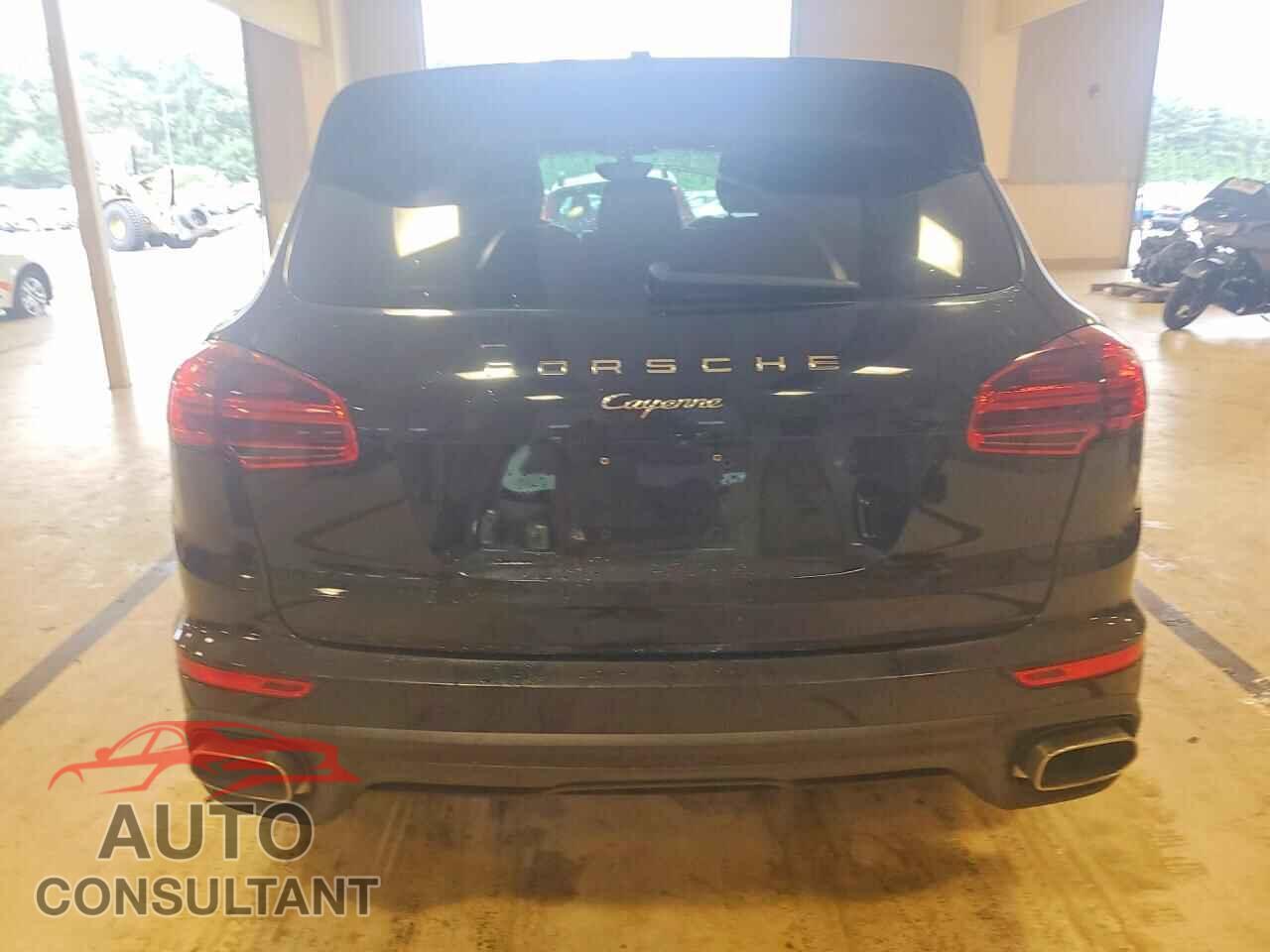 PORSCHE CAYENNE 2015 - WP1AF2A26FLA32553