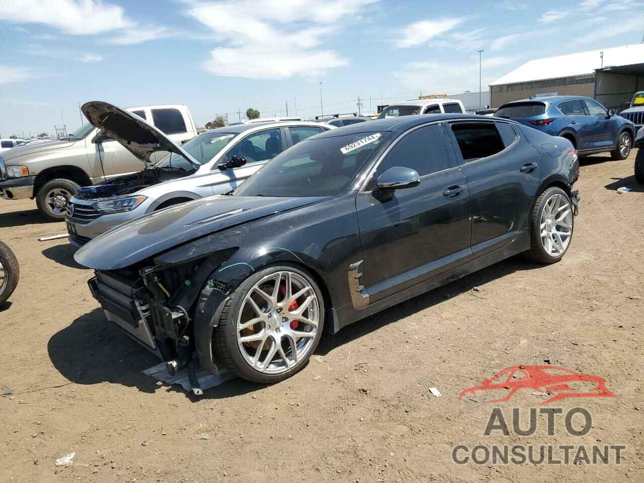 KIA STINGER 2019 - KNAE45LC2K6051185
