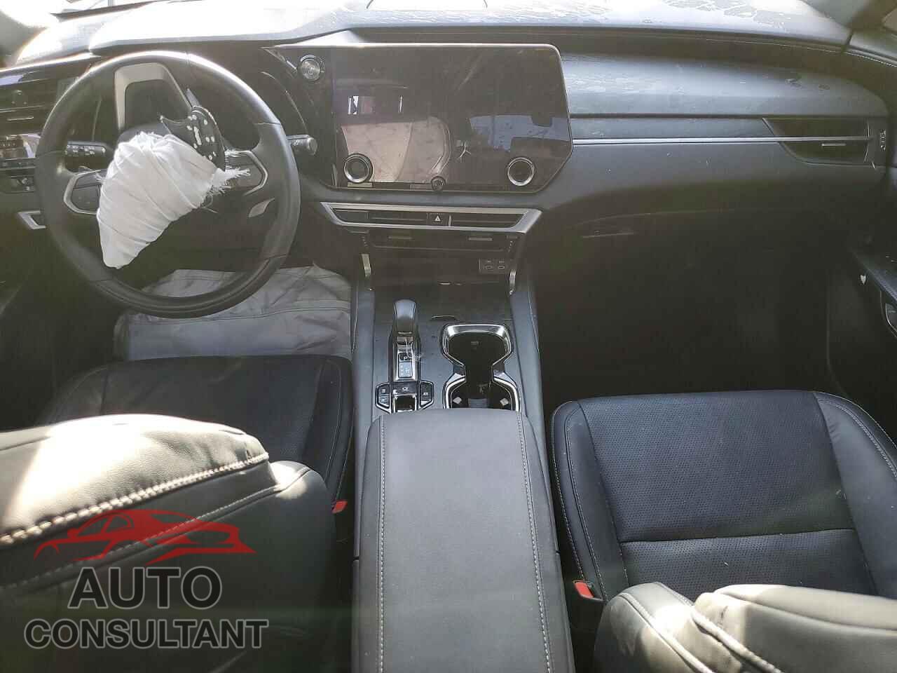 LEXUS UNKNOWN 2023 - 2T2BBMCA9PC009628