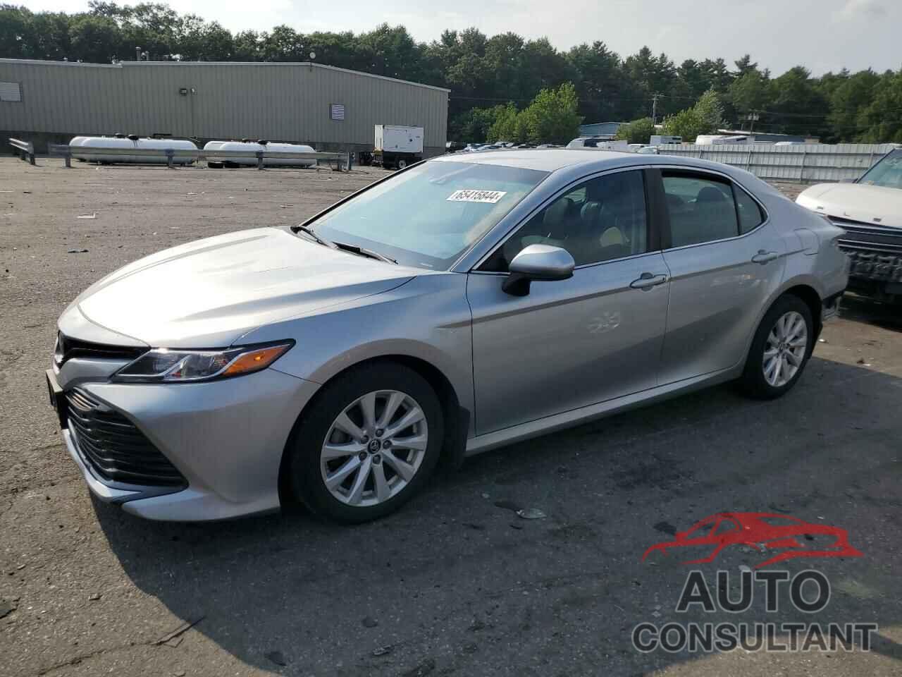 TOYOTA CAMRY 2018 - 4T1B11HK4JU119225