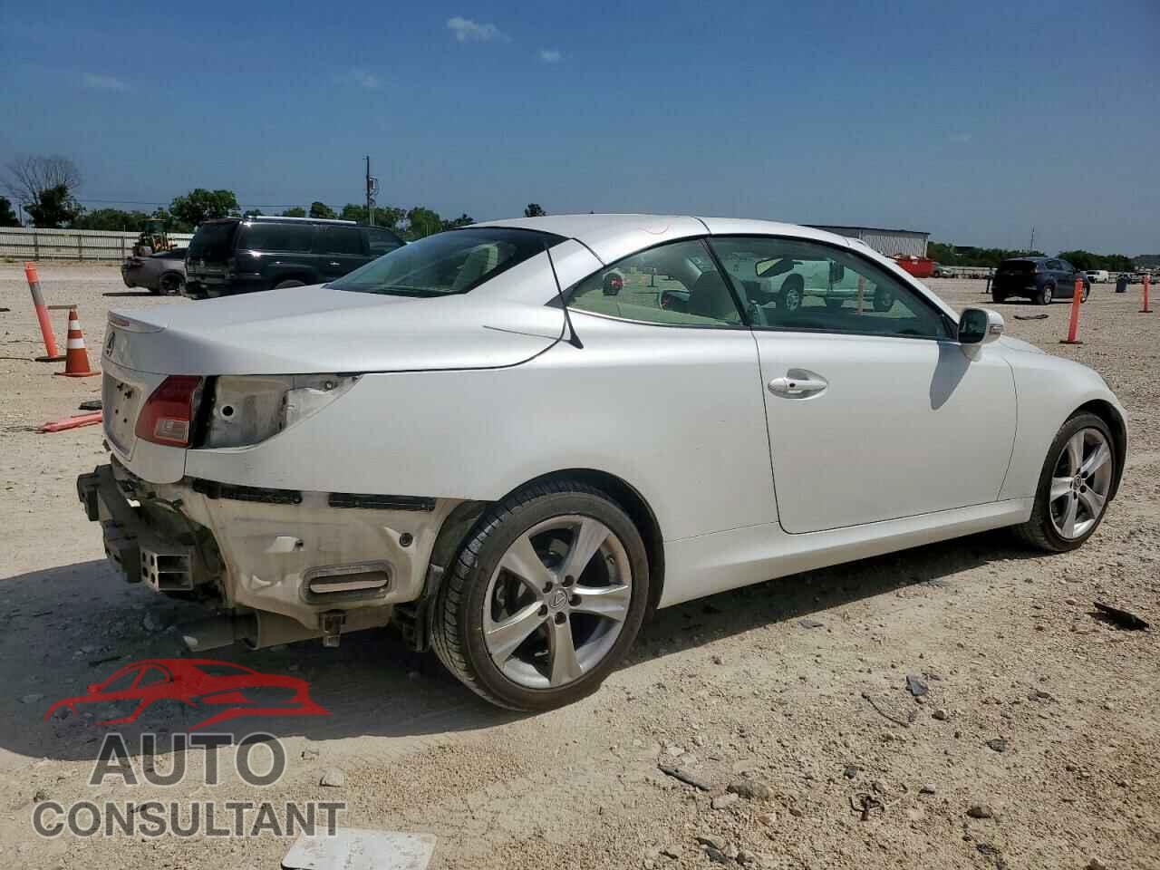 LEXUS IS 2012 - JTHFF2C23C2526552