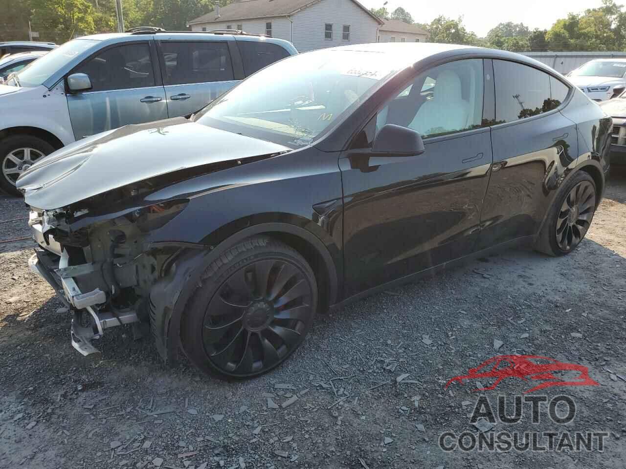 TESLA MODEL Y 2023 - 7SAYGDEF2PF834112