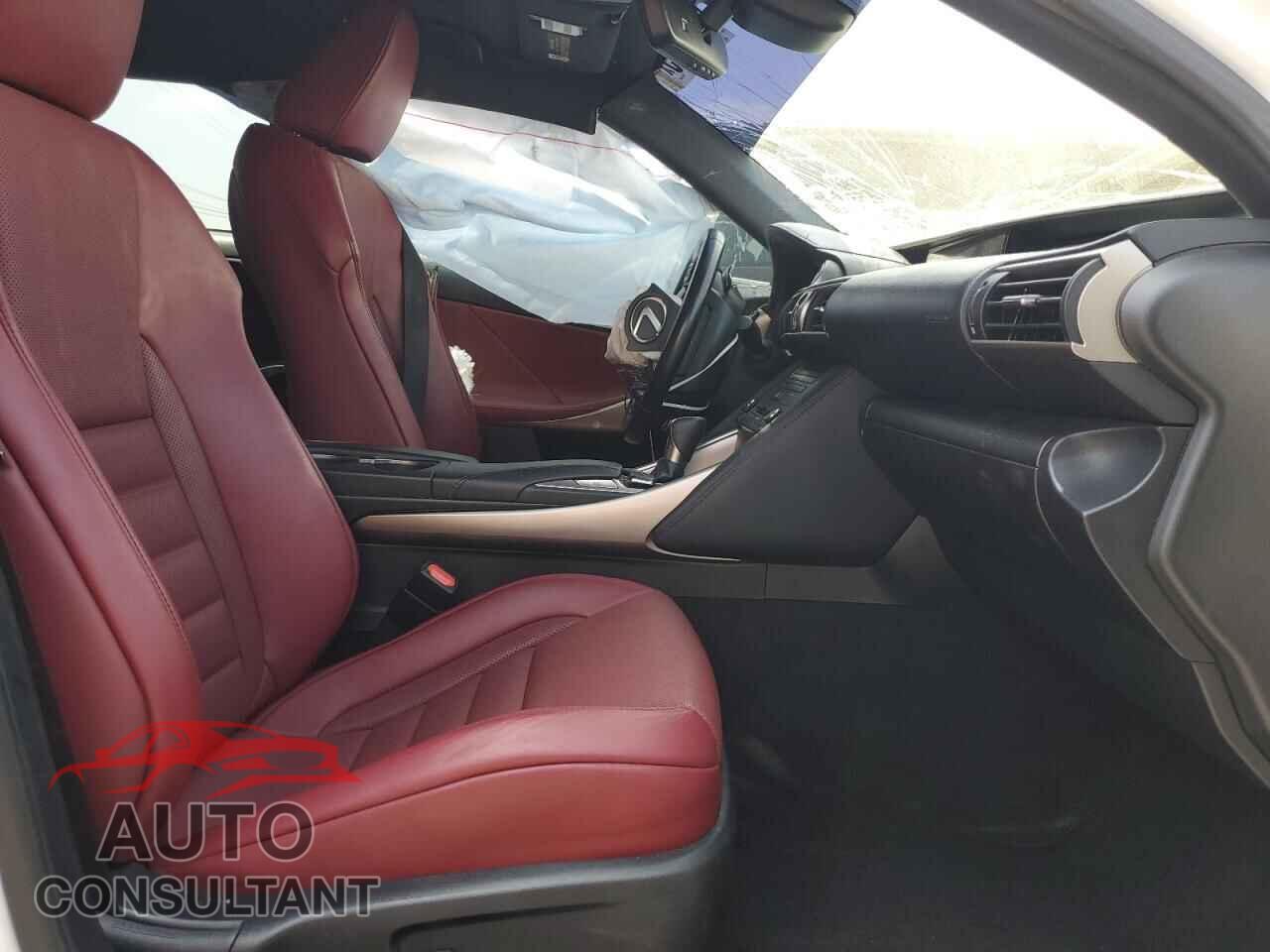 LEXUS IS 2019 - JTHBA1D29K5085349