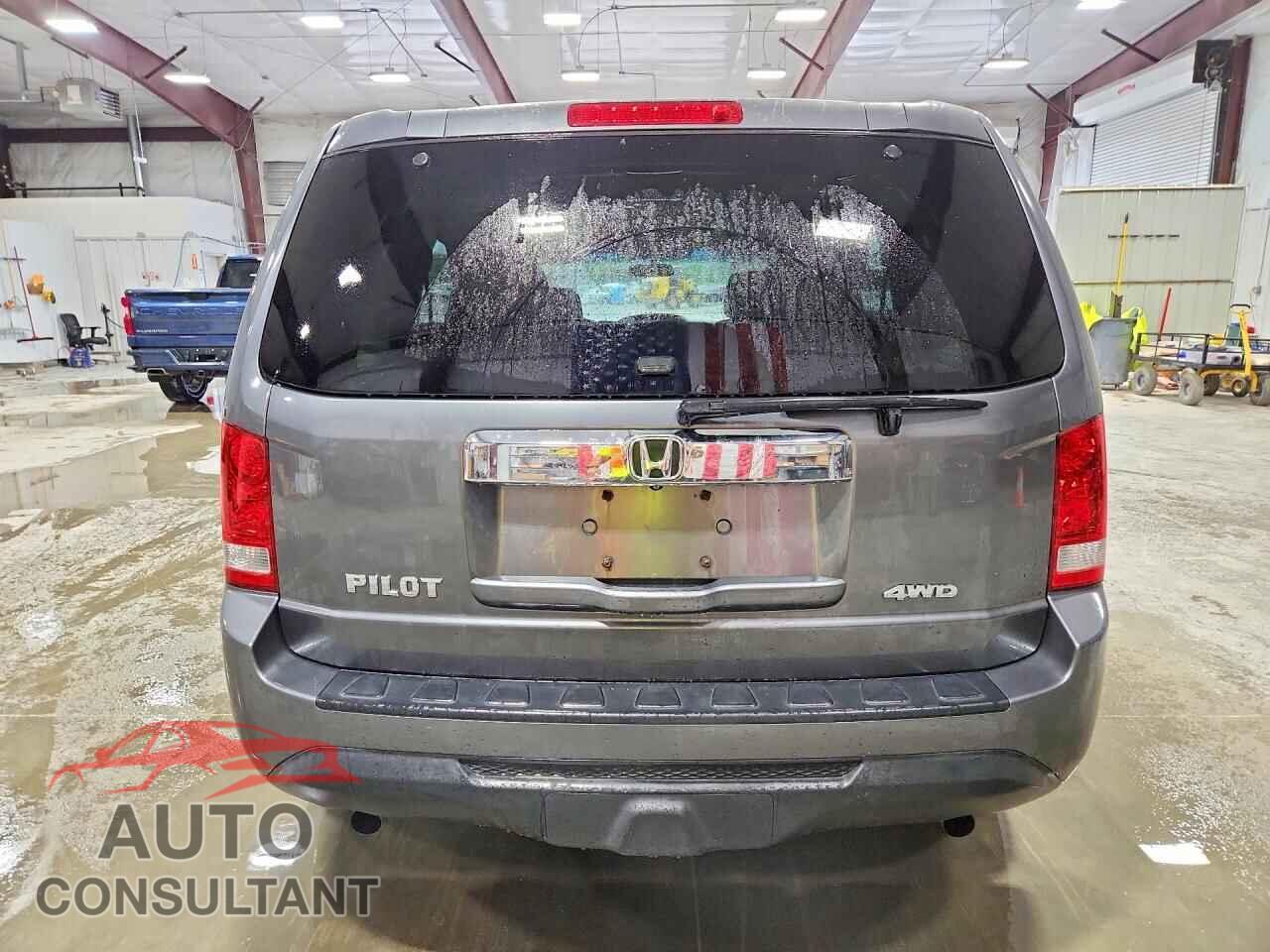 HONDA PILOT 2013 - 5FNYF4H20DB036745