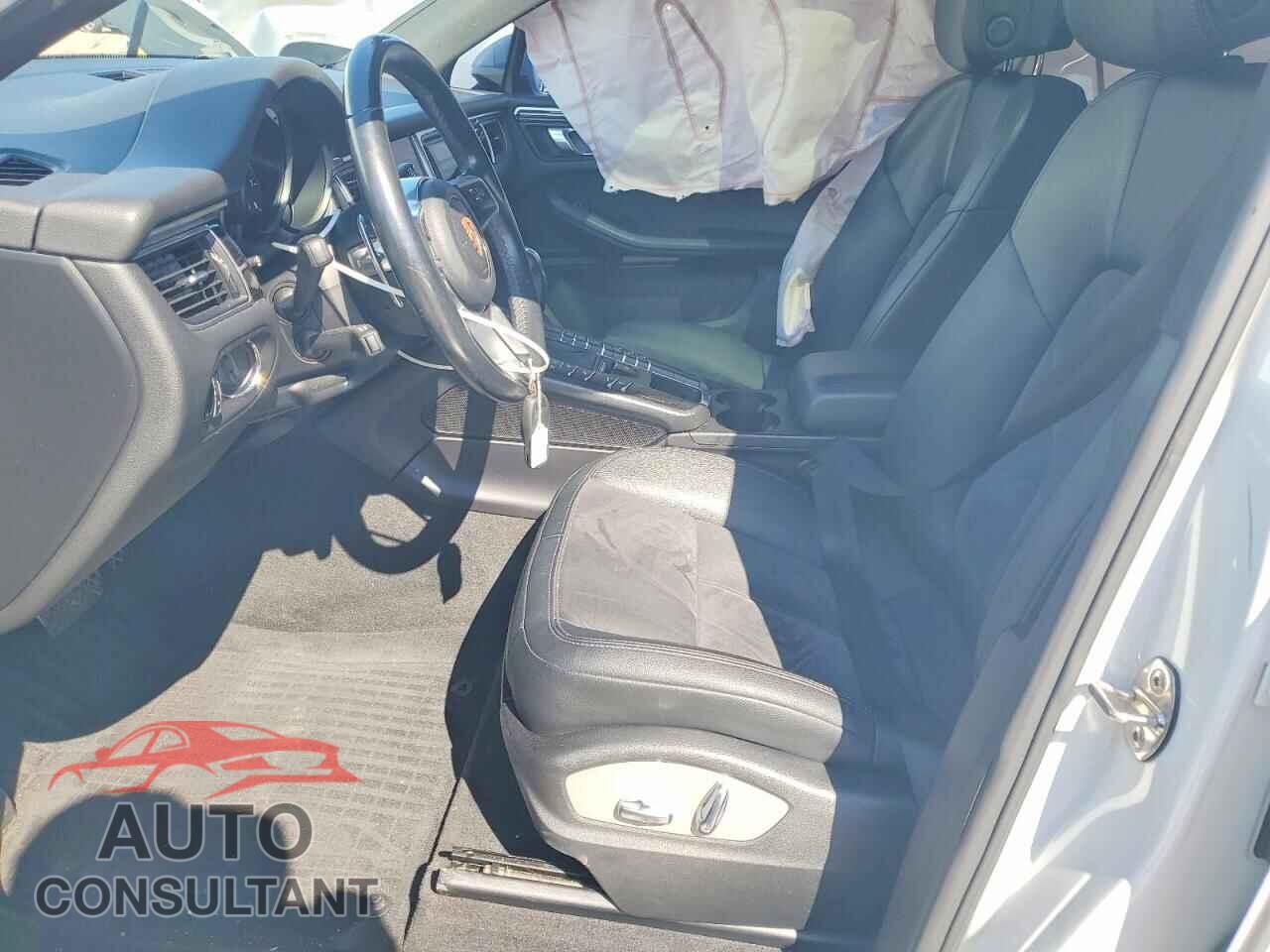PORSCHE MACAN 2018 - WP1AA2A5XJLB04002