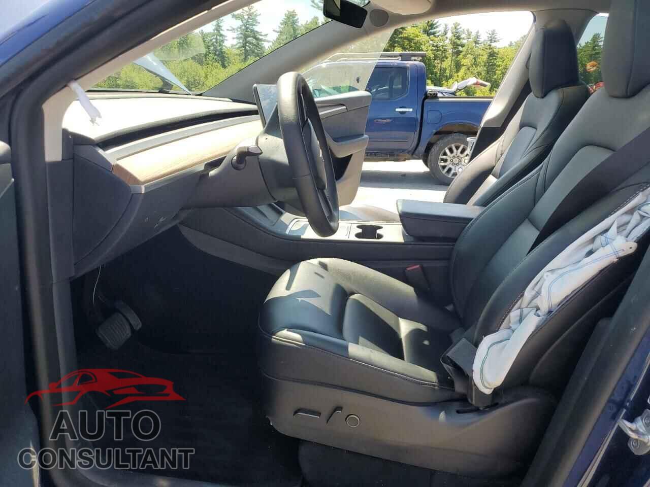 TESLA MODEL Y 2023 - 7SAYGAEE4PF700174