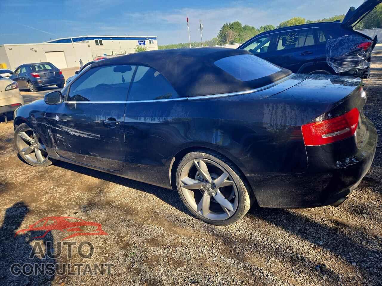AUDI A5 2011 - WAULFAFH7BN008257