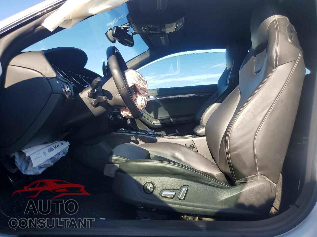 AUDI S5/RS5 2014 - WAUCGAFRXEA071807