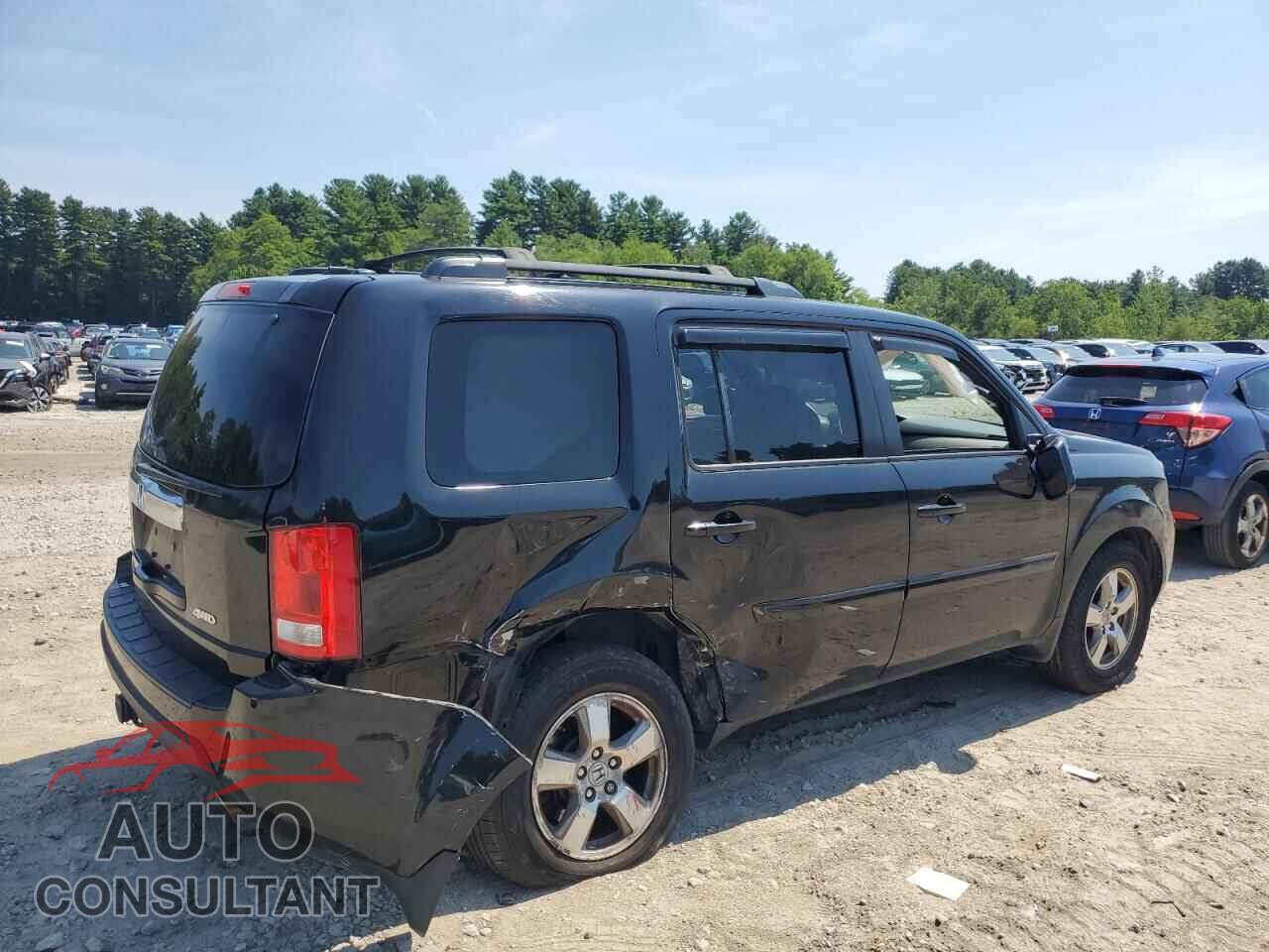 HONDA PILOT 2011 - 5FNYF4H59BB077835