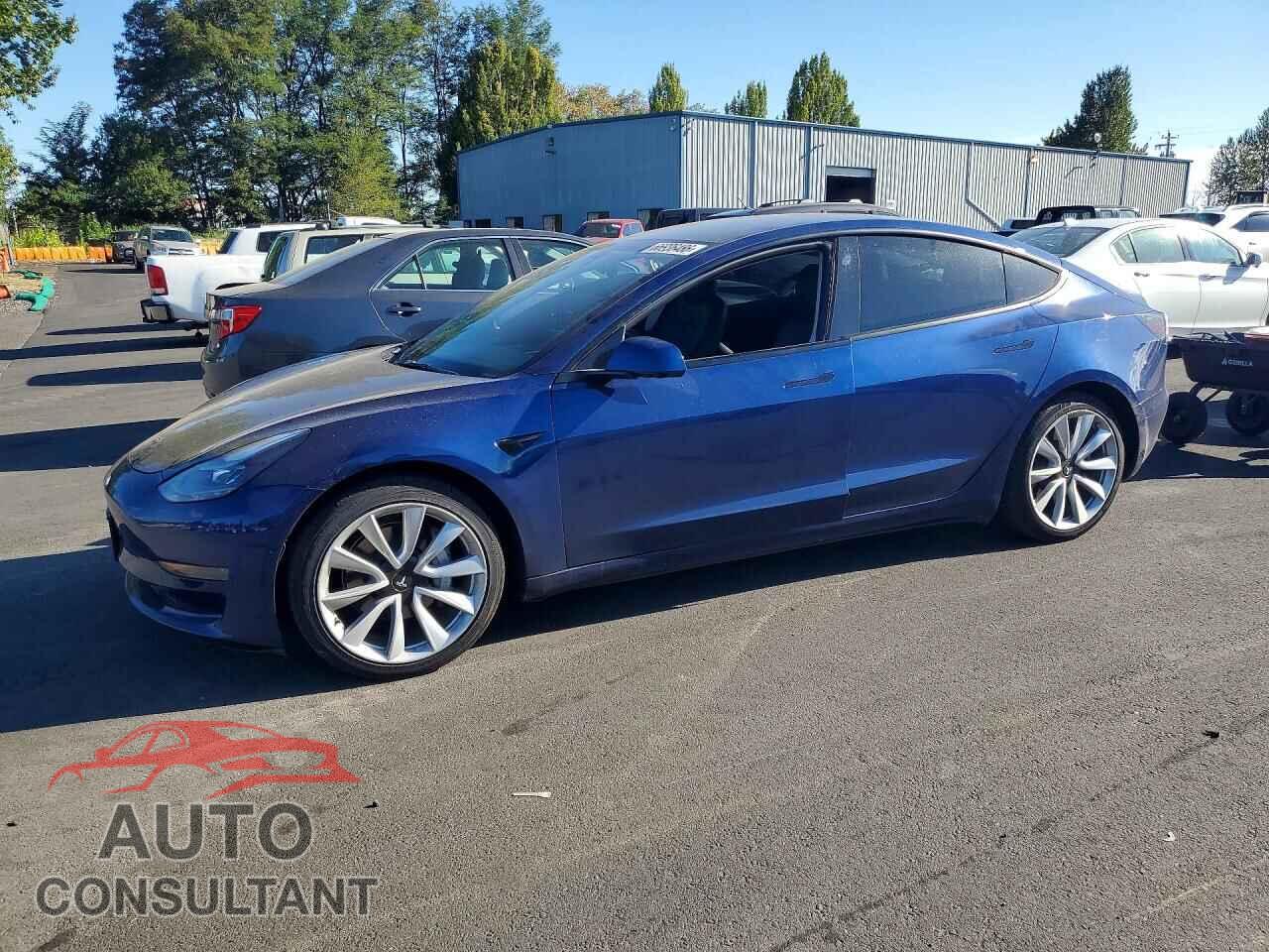 TESLA MODEL 3 2022 - 5YJ3E1EA8NF372300