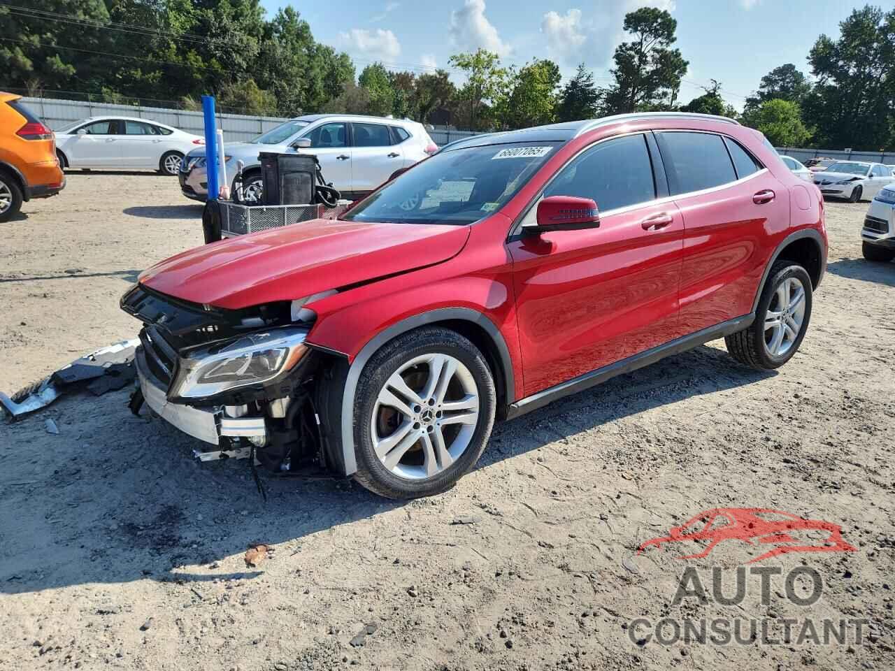 MERCEDES-BENZ GLA-CLASS 2019 - WDCTG4GB9KJ549579