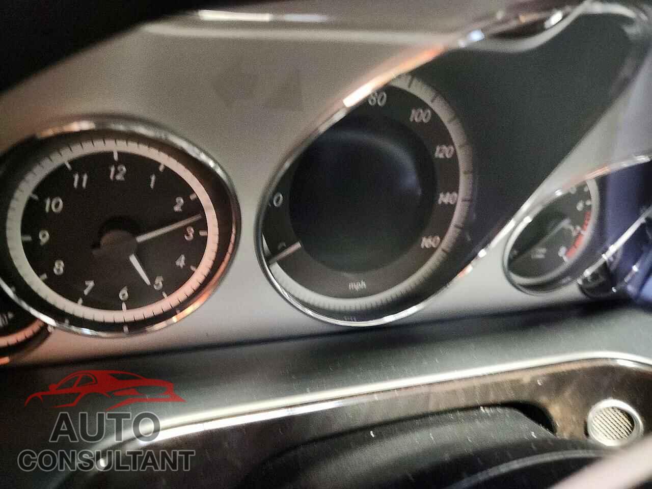 MERCEDES-BENZ E-CLASS 2013 - WDDHF9BB5DA696512
