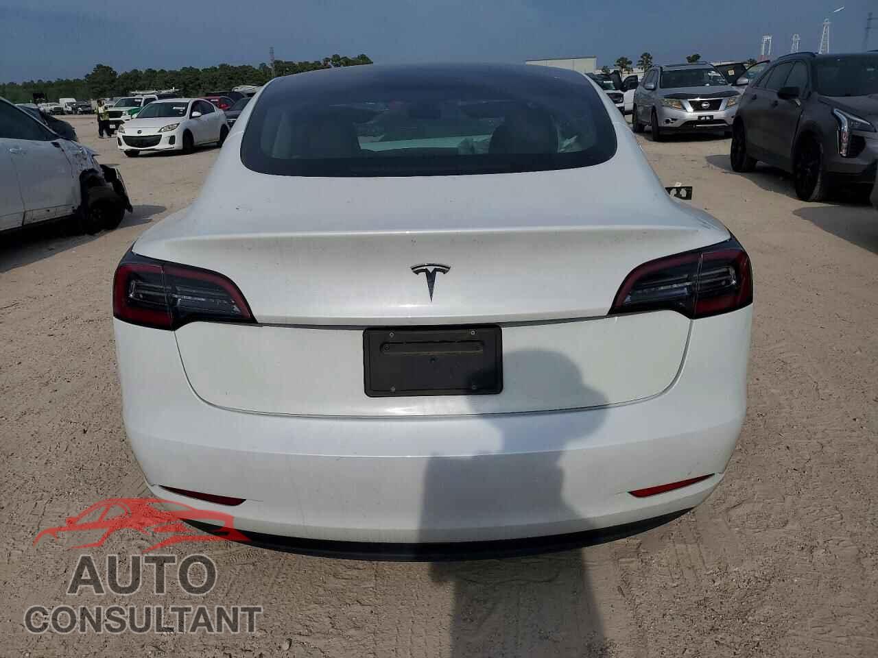 TESLA MODEL 3 2023 - 5YJ3E1EA5PF424503