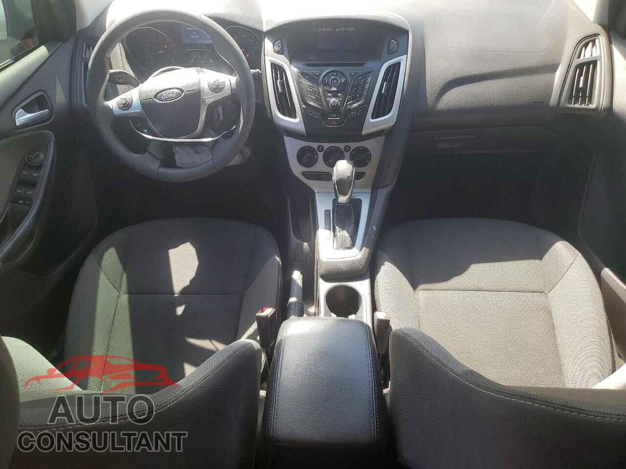 FORD FOCUS 2013 - 1FADP3K25DL245044