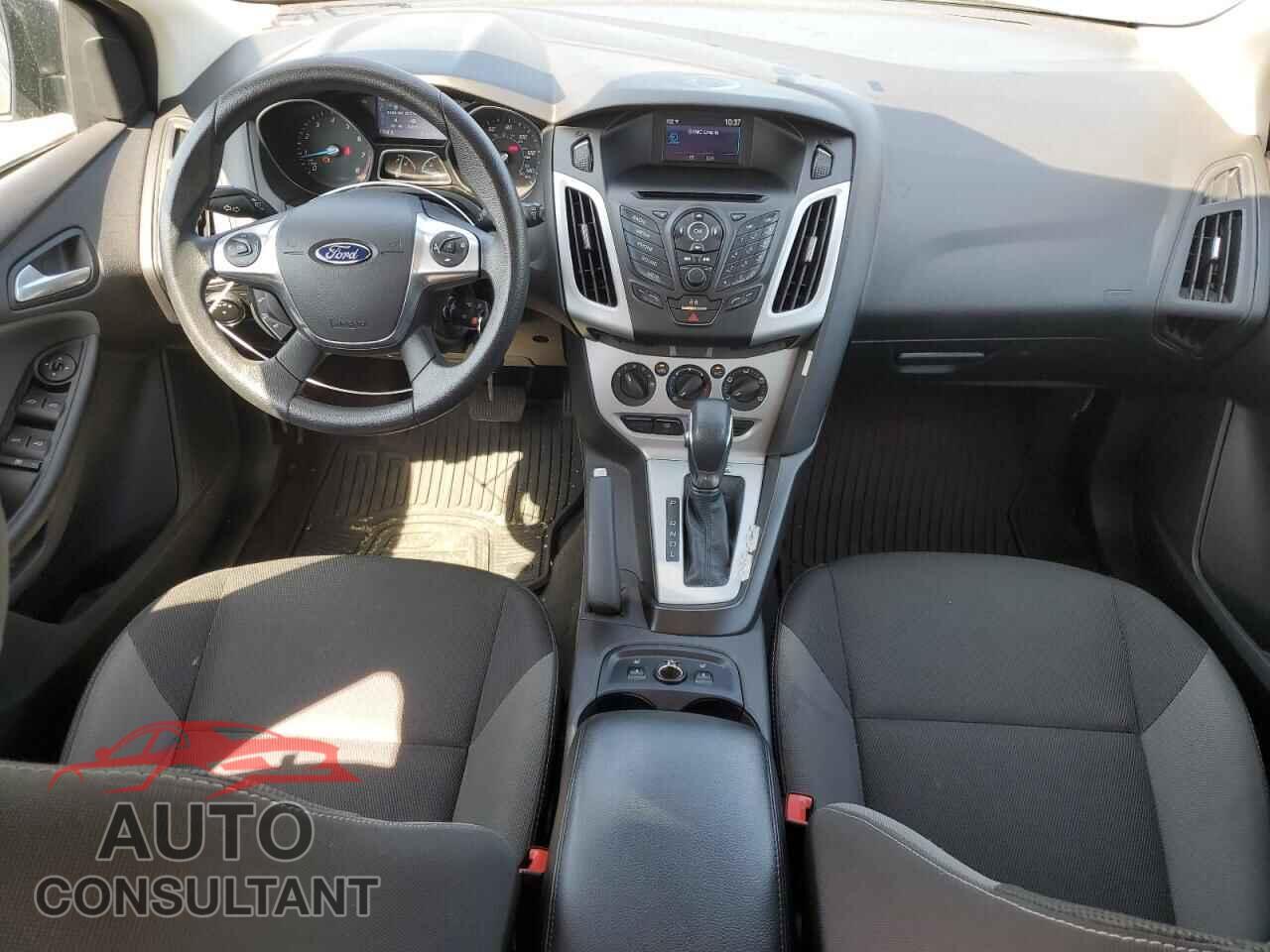 FORD FOCUS 2014 - 1FADP3K27EL261862