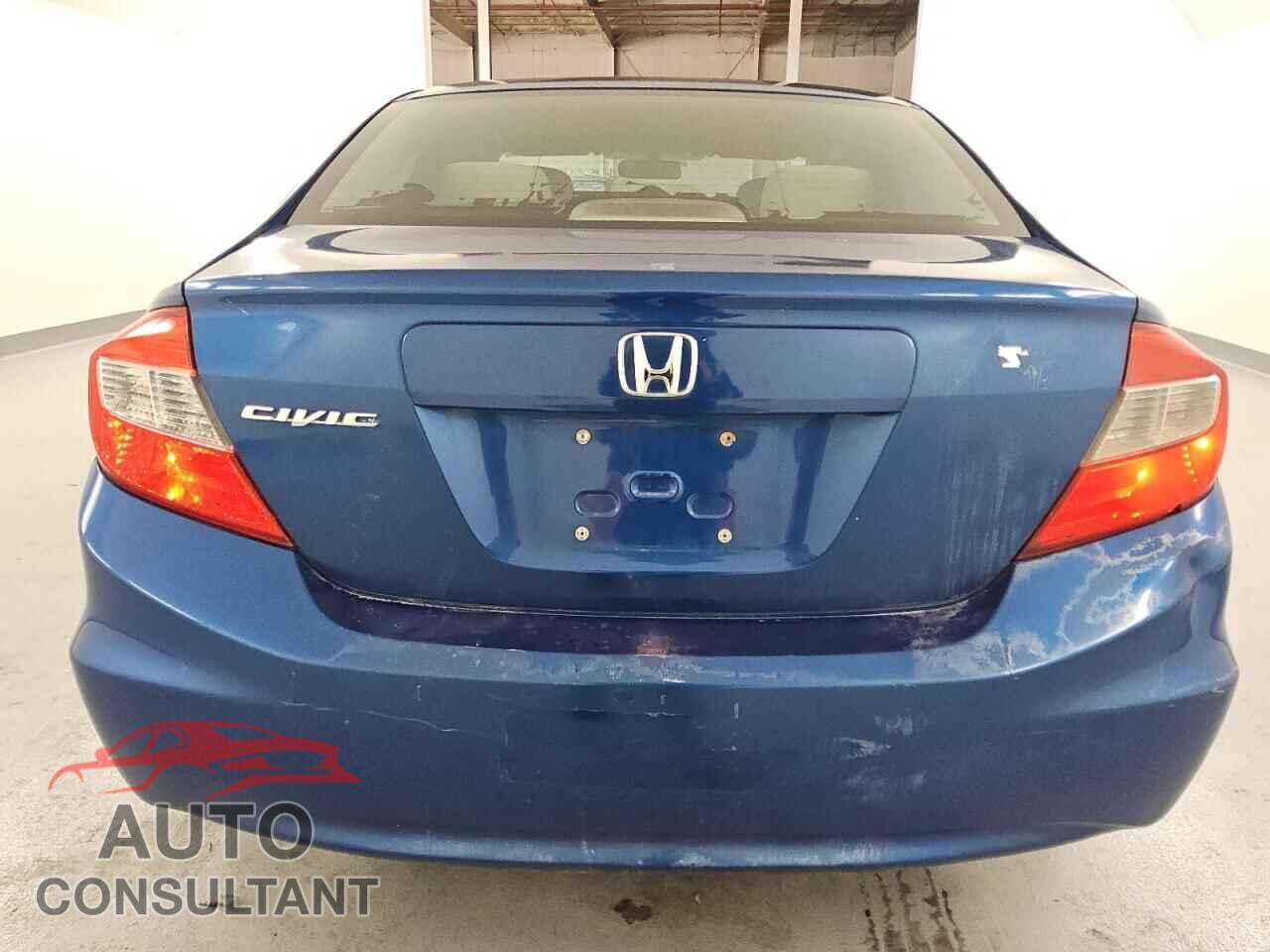 HONDA CIVIC 2012 - 2HGFB2F55CH575991