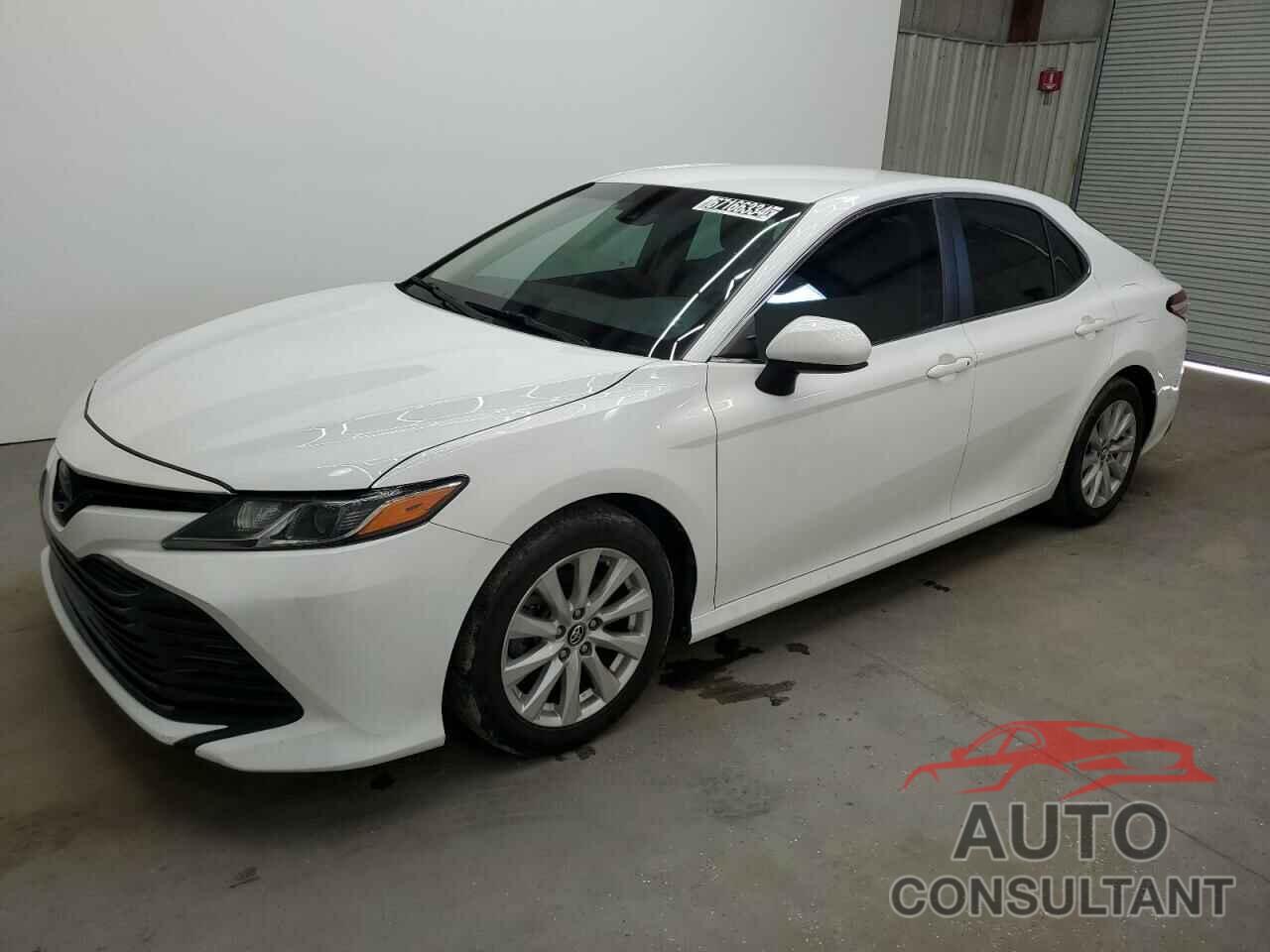 TOYOTA CAMRY 2018 - 4T1B11HK2JU665845
