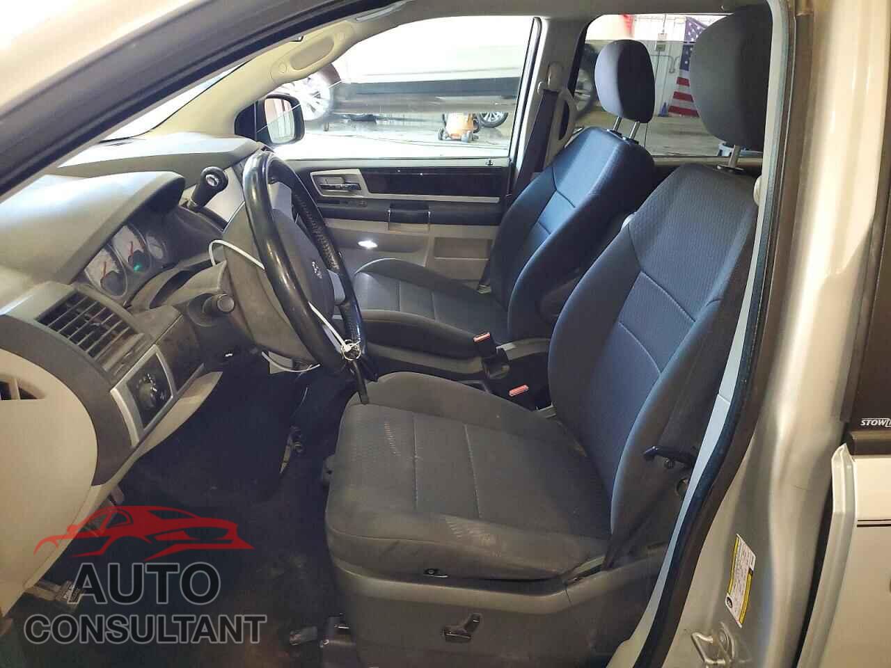 DODGE CARAVAN 2010 - 2D4RN5D12AR205399