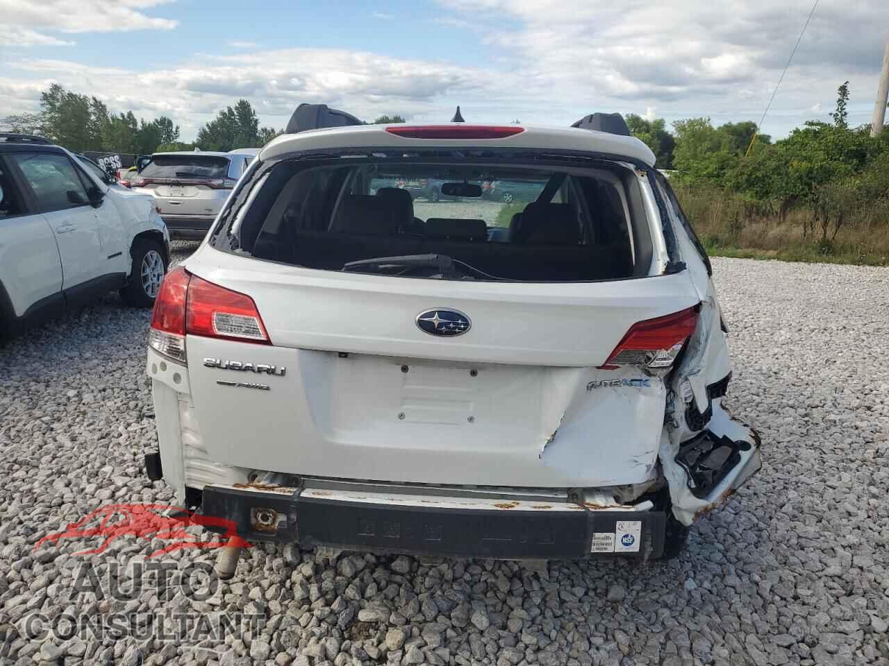 SUBARU OUTBACK 2013 - 4S4BRCSC8D3319945