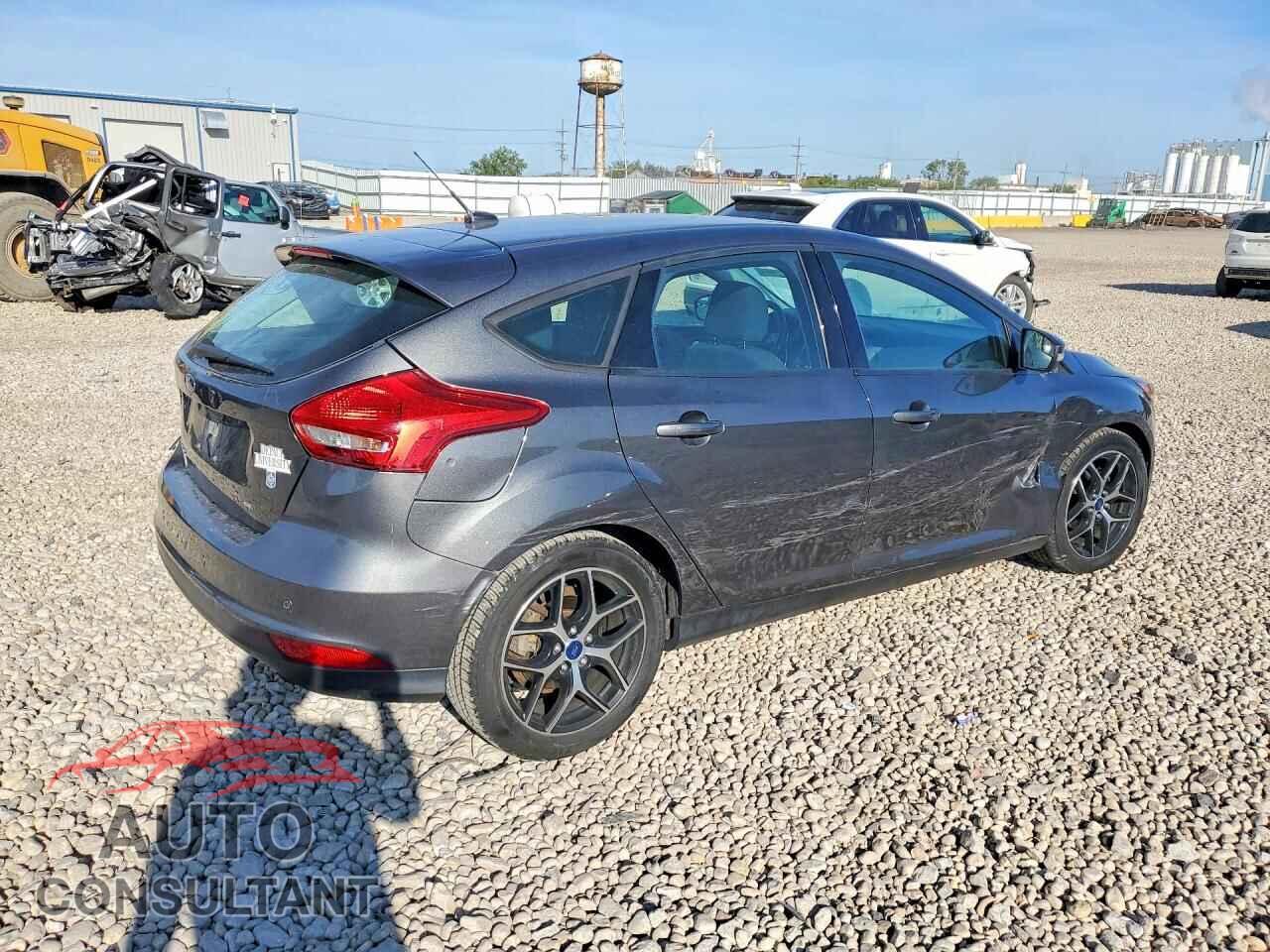 FORD FOCUS 2017 - 1FADP3M20HL253684