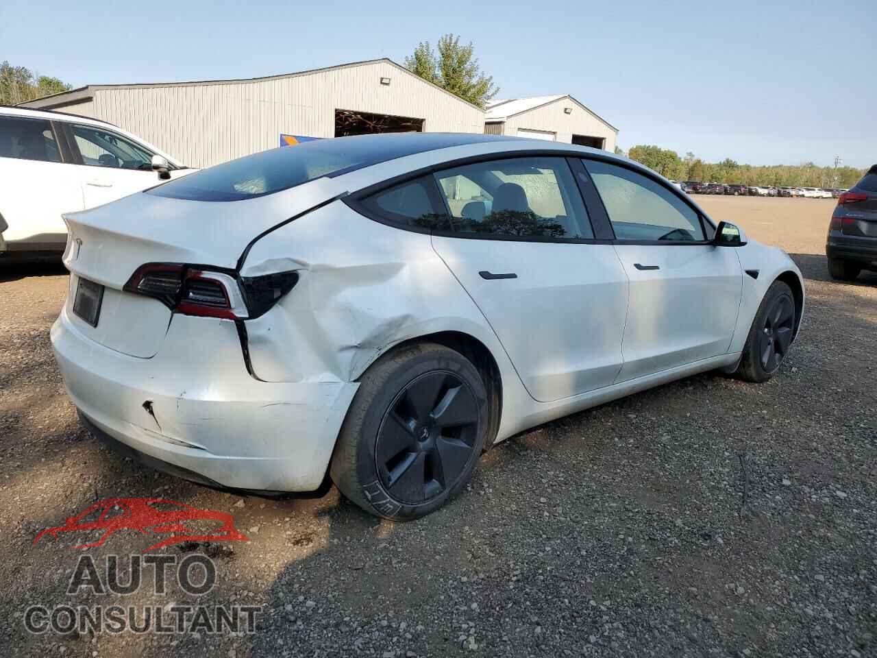 TESLA MODEL 3 2023 - 5YJ3E1EA7PF499025