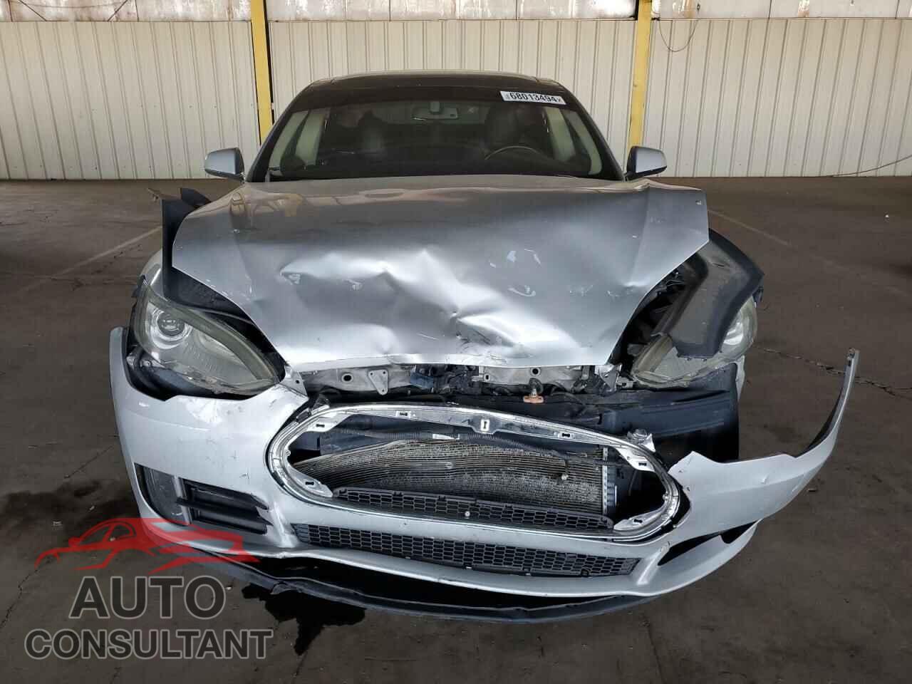 TESLA MODEL S 2013 - 5YJSA1CN7DFP12192