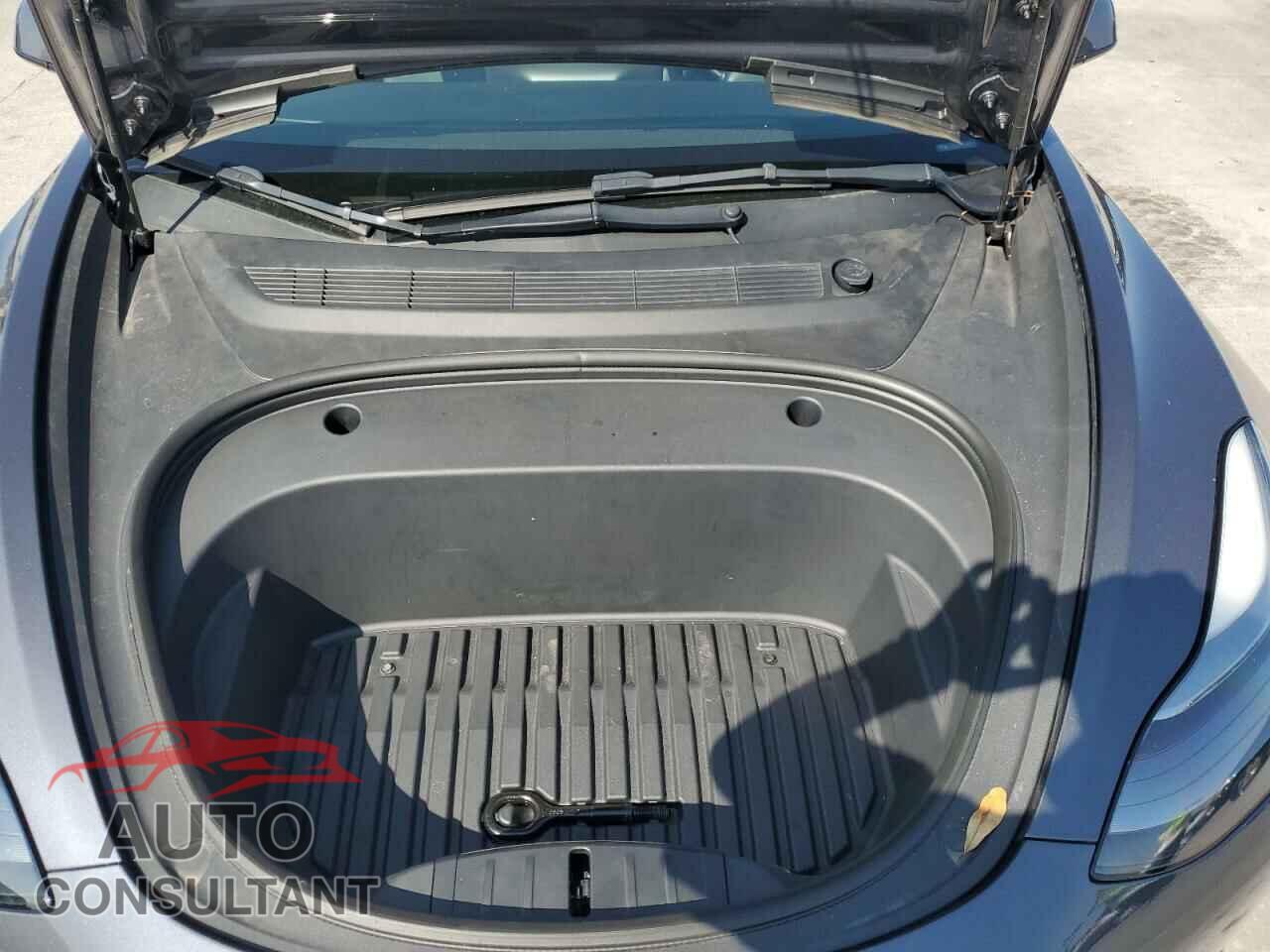 TESLA MODEL 3 2023 - 5YJ3E1EA4PF453751