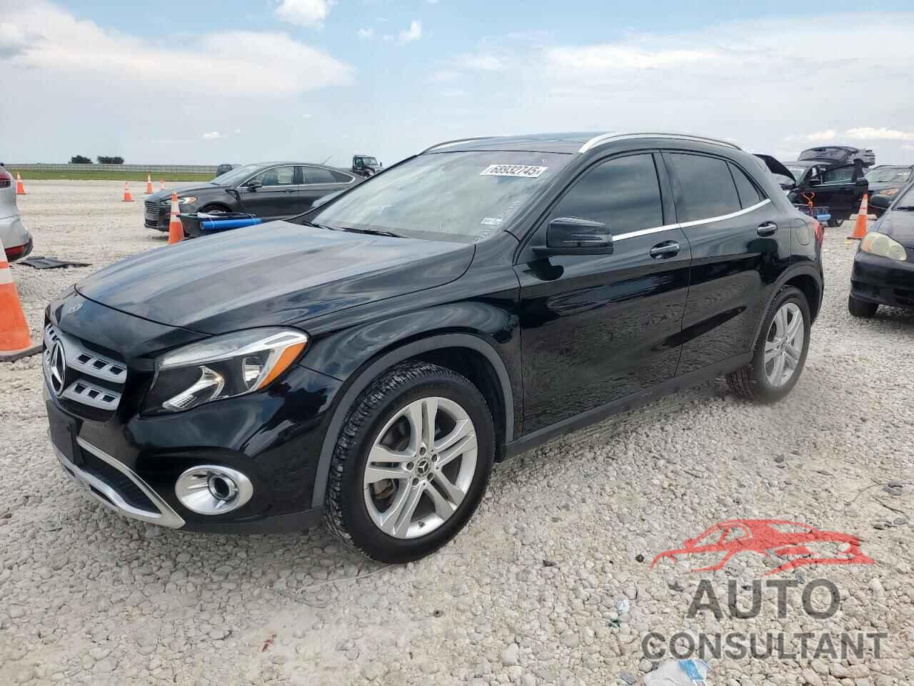 MERCEDES-BENZ GLA-CLASS 2018 - WDCTG4EB9JJ502201
