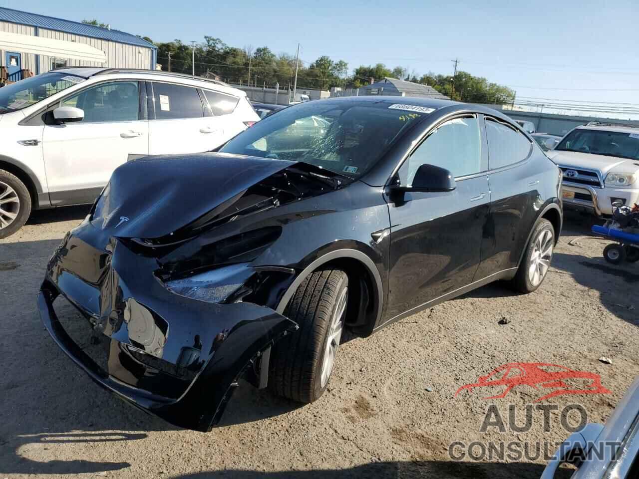 TESLA MODEL Y 2023 - 7SAYGDEE4PF846642